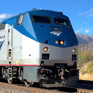 Amtrak 6 at Glenwood Springs, CO Station